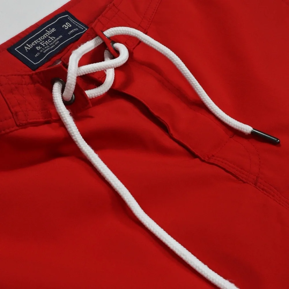 Hollister Men’s Board‎ Short Men’s Size 30 Red 9 inch Inseam NWT